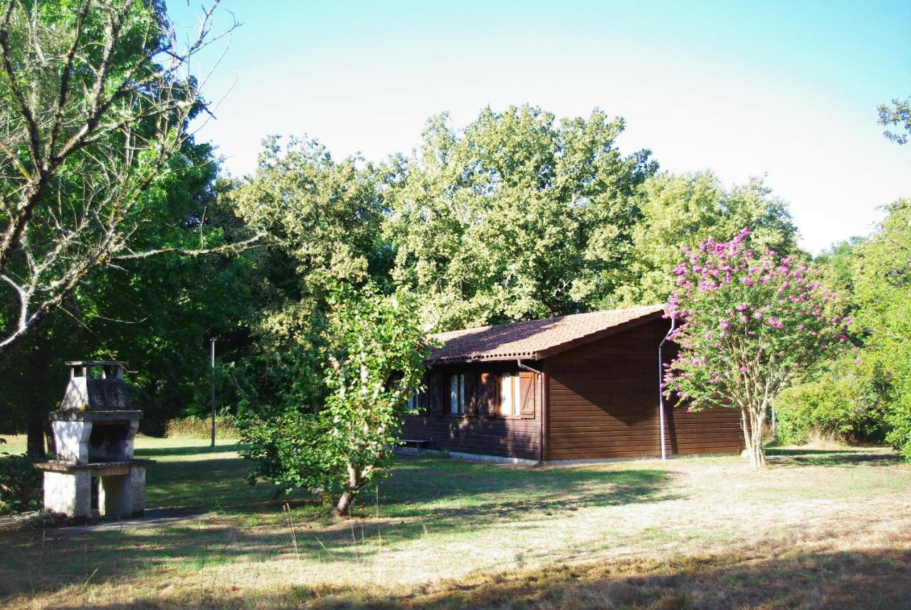 Les Chalets Du Gelat, Nature Et Calme Noaillan ภายนอก รูปภาพ