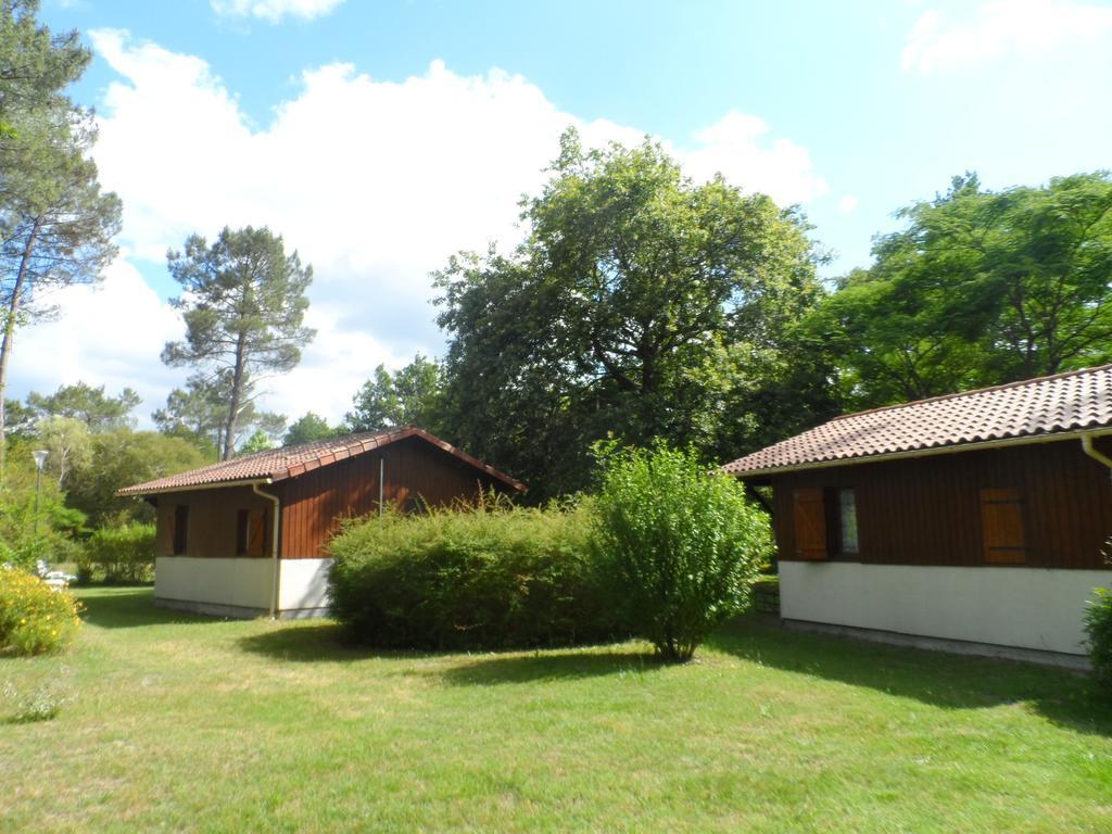 Les Chalets Du Gelat, Nature Et Calme Noaillan ภายนอก รูปภาพ